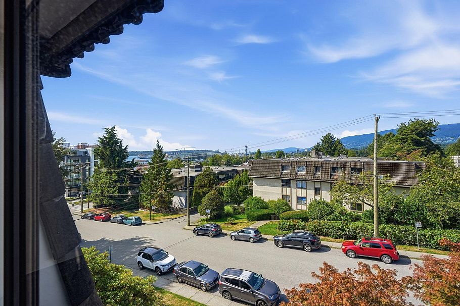 305 275 W 2nd Street North Vancouver, BC - 5