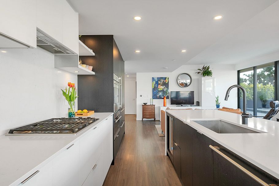 304 210 E 5th Avenue Vancouver, BC - 11