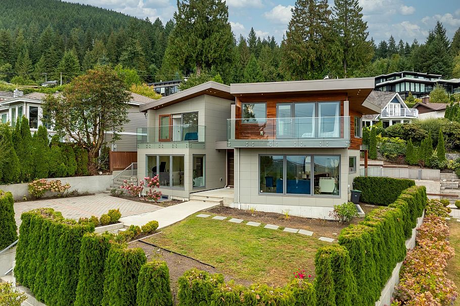 4716 Skyline Drive North Vancouver, BC - 7