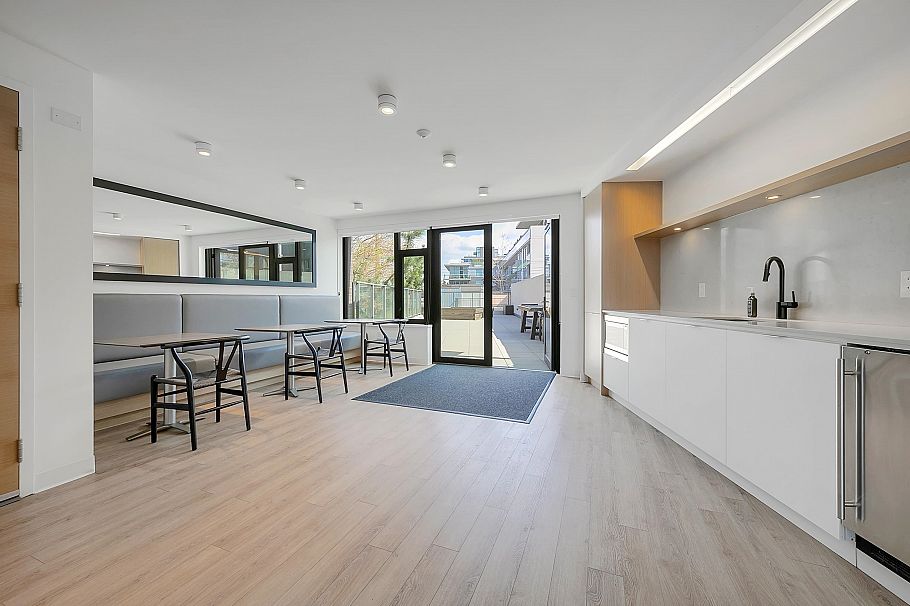 304 210 E 5th Avenue Vancouver, BC - 35