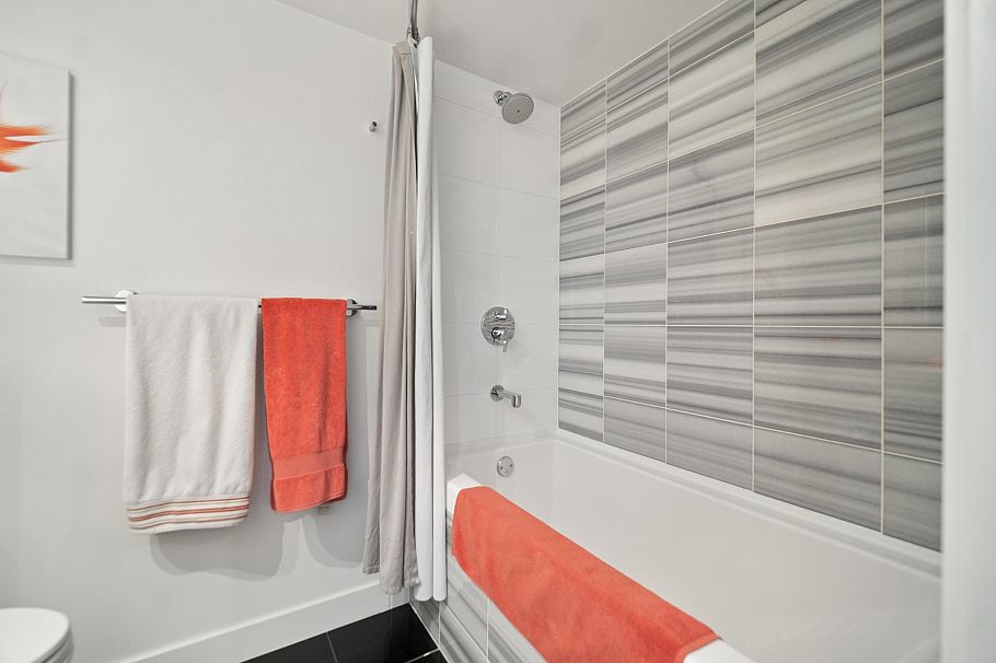 907 110 Switchmen Street Vancouver, BC - 24
