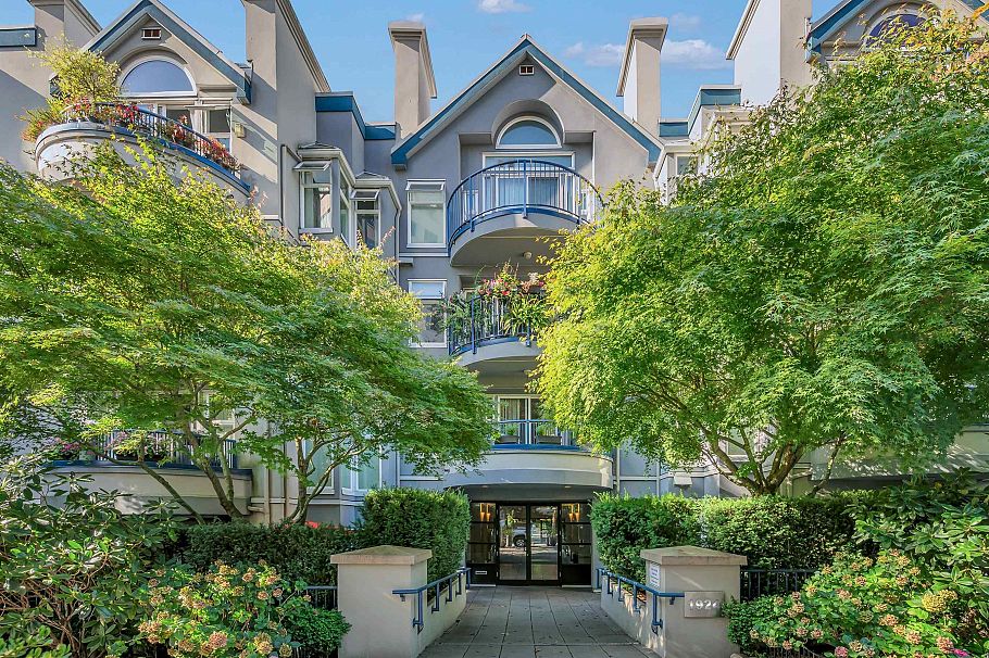 101 1924 Comox Street Vancouver, BC - 2