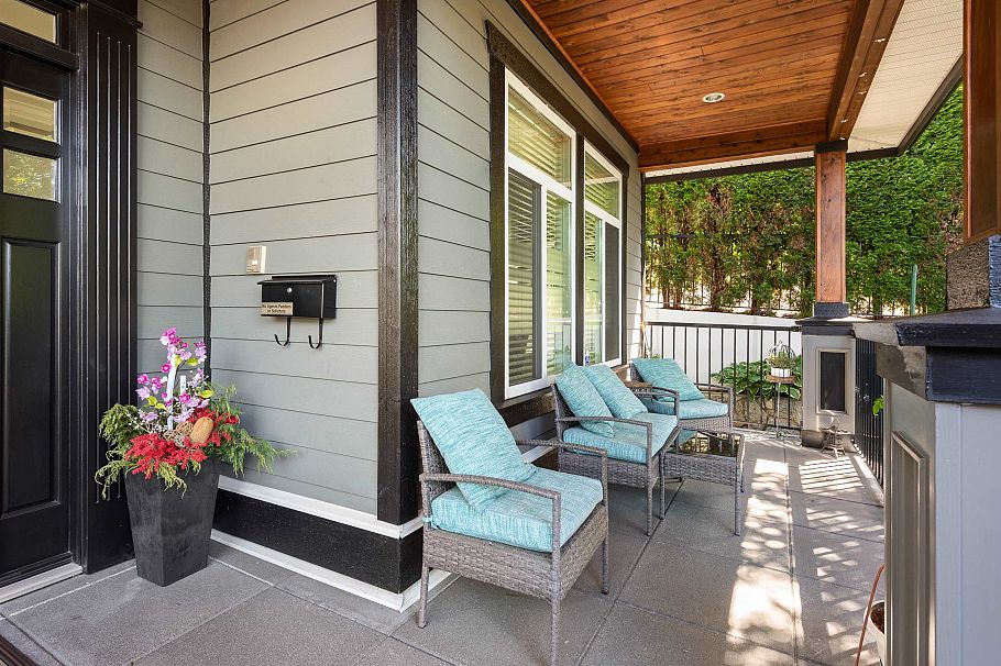 362 E 21st Street North Vancouver, BC - 33