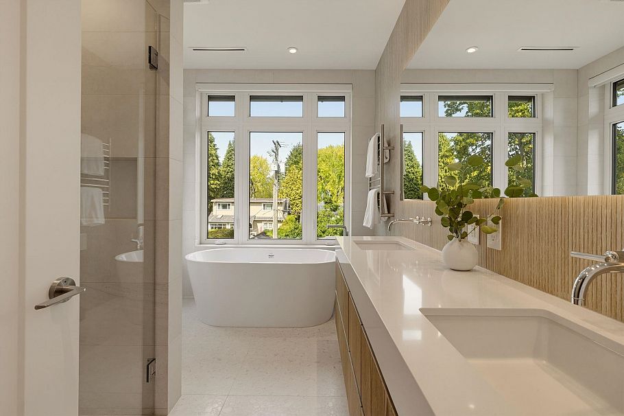 3887 W 15th Avenue Vancouver, BC - 21