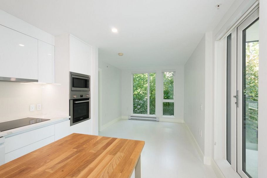 203 2239 W 7th Avenue Vancouver, BC - 13