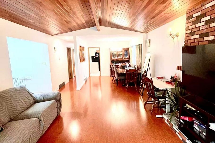 4568 Commercial Street Vancouver, BC - 23