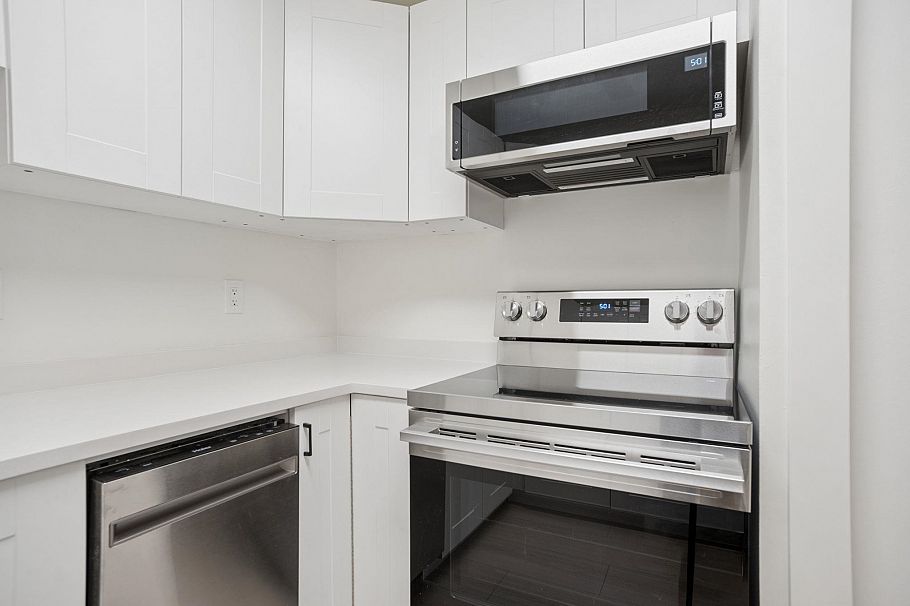 3 3250 W 4th Avenue Vancouver, BC - 7