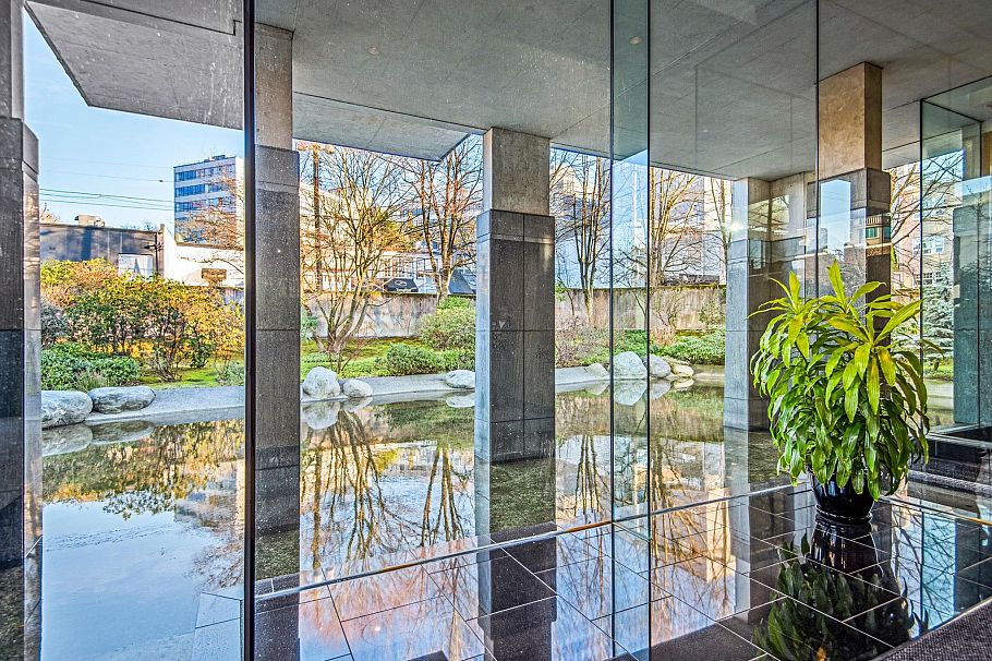 100 1550 W 15th Avenue Vancouver, BC - 25