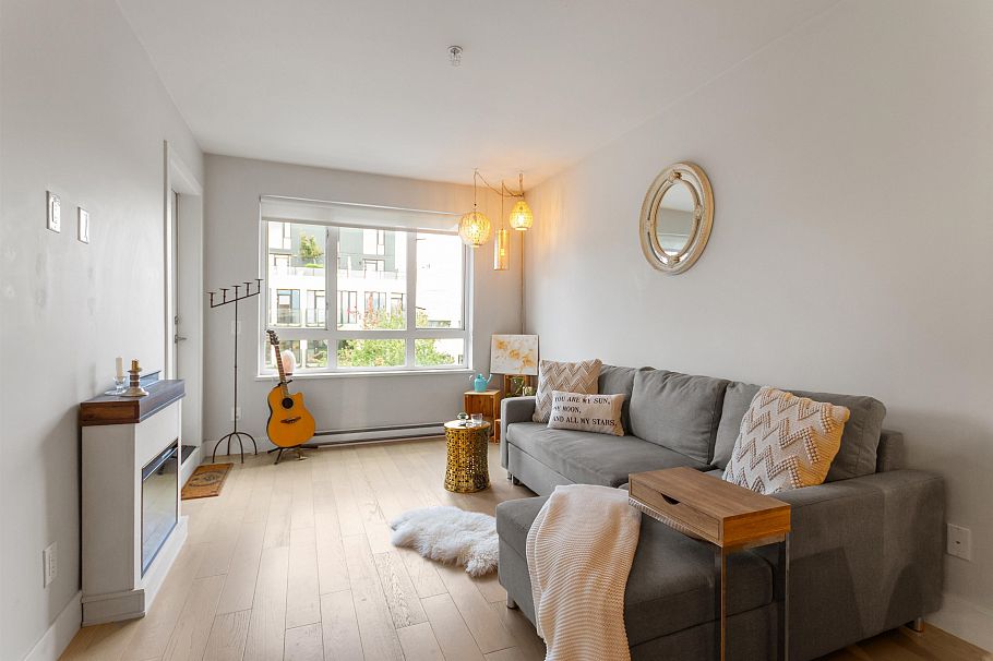 509 2477 Carolina Street Vancouver, BC - 2