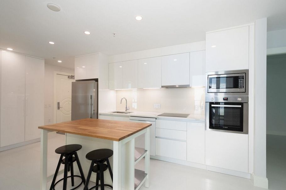 203 2239 W 7th Avenue Vancouver, BC - 4