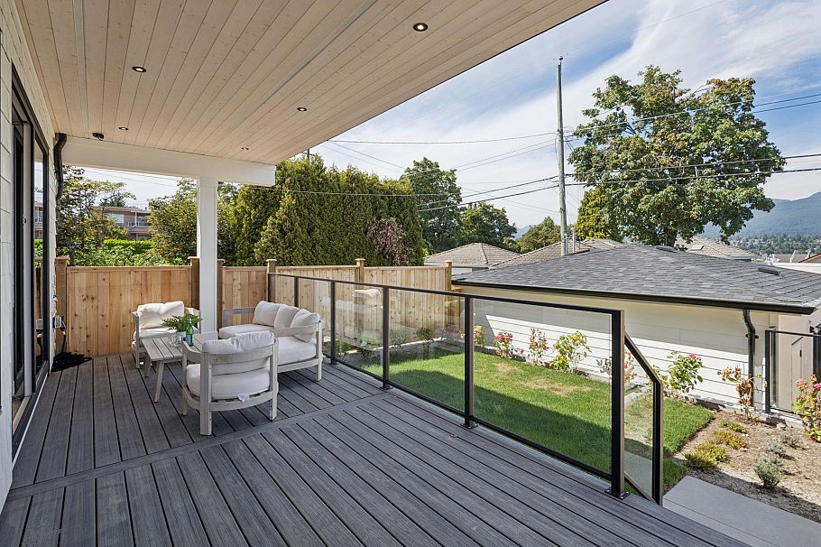 1 2815 Trinity Street Vancouver, BC - 10