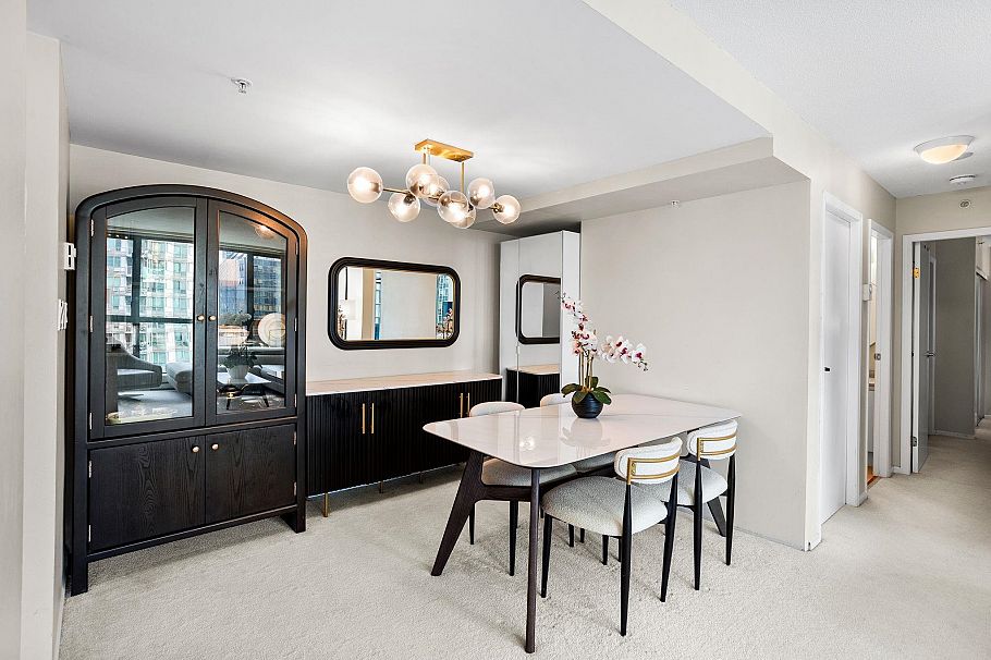 1702 1238 Melville Street Vancouver, BC - 11