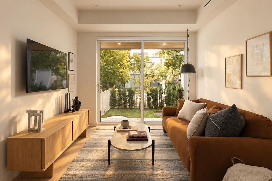 2 2063 E 13th Avenue Vancouver, BC - 1