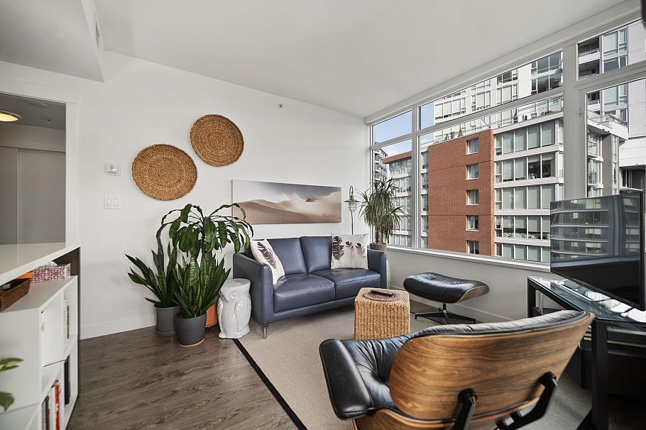 907 110 Switchmen Street Vancouver, BC - 9