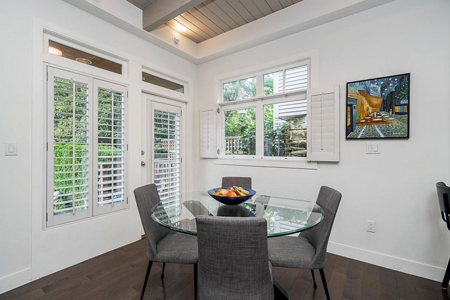 3328 W 7th Avenue Vancouver, BC - 3