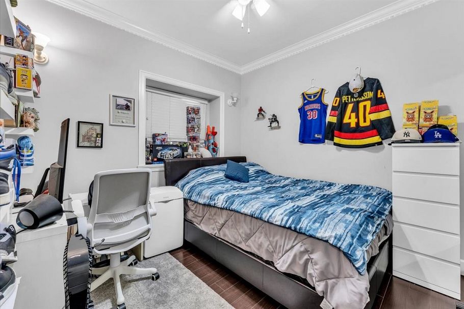 546 E 44th Avenue Vancouver, BC - 16