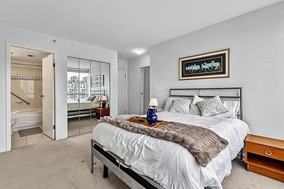 16D 139 Drake Street Vancouver, BC - 13