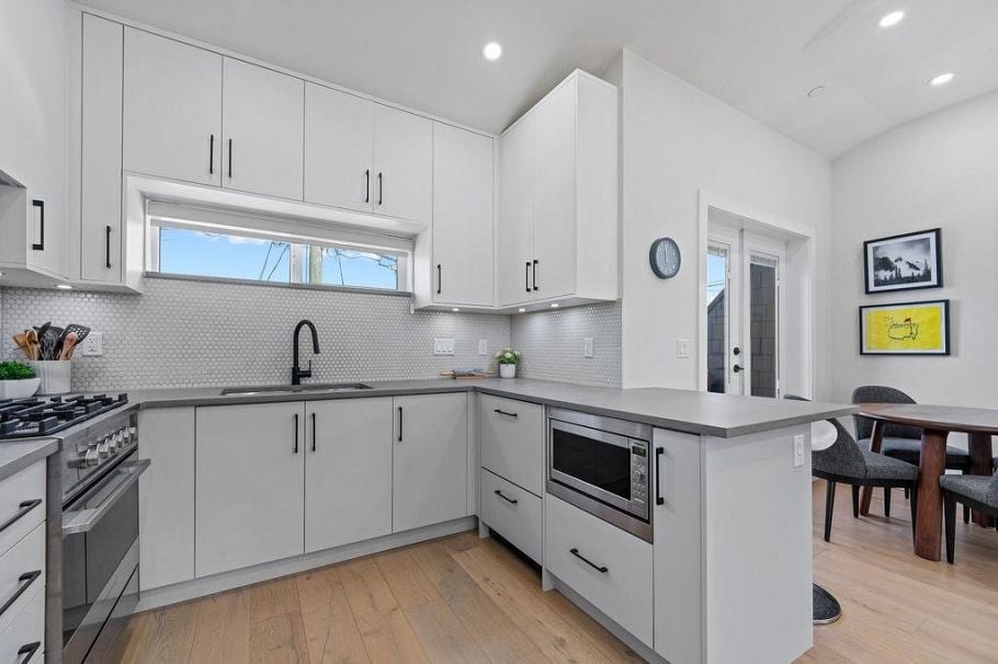 1313 E 20th Avenue Vancouver, BC - 8
