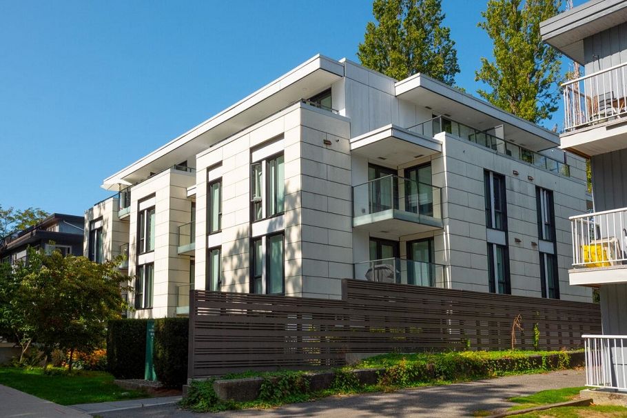 203 2239 W 7th Avenue Vancouver, BC - 1