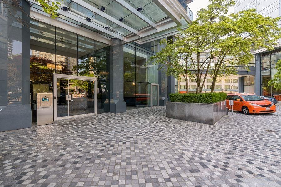 710 1050 Burrard Street Vancouver, BC - 26
