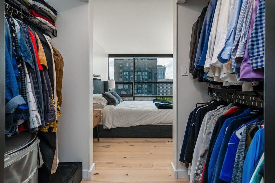 710 1050 Burrard Street Vancouver, BC - 15