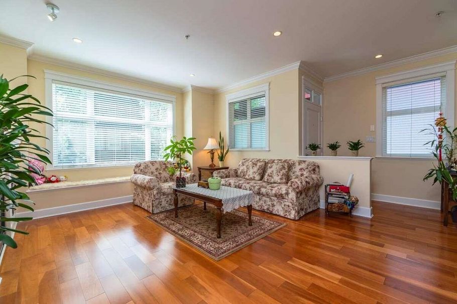 5 2780 Acadia Road Vancouver, BC - 3