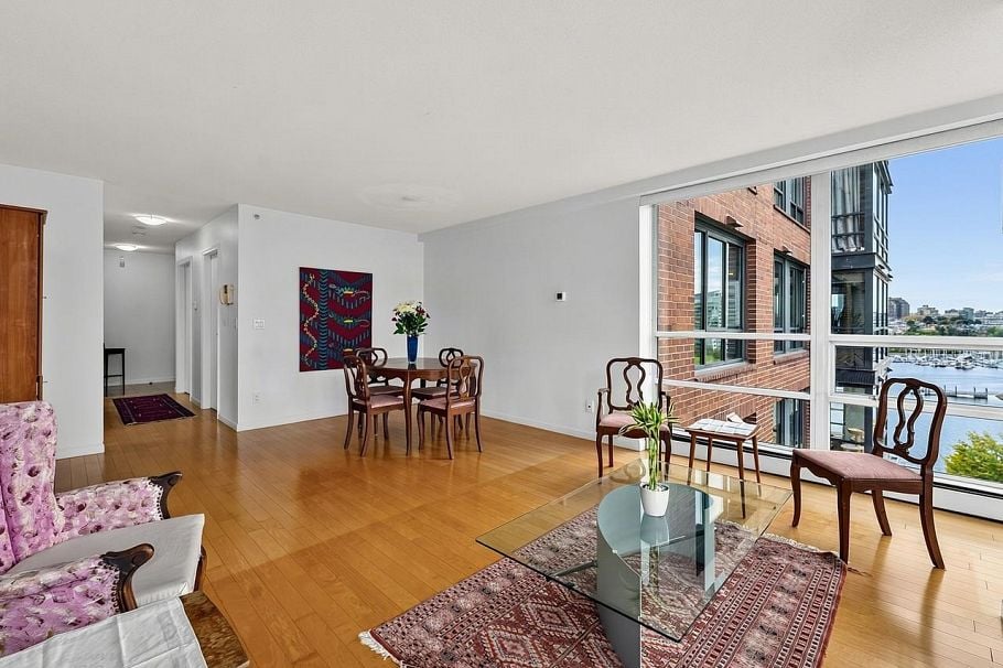 16D 139 Drake Street Vancouver, BC - 3