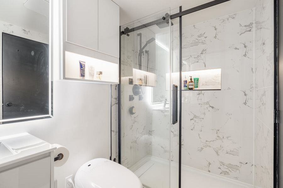 710 1050 Burrard Street Vancouver, BC - 13
