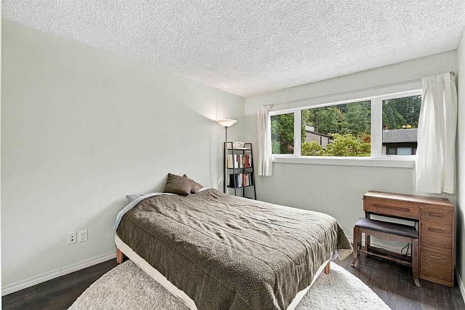 1063 Heritage Boulevard North Vancouver, BC - 14
