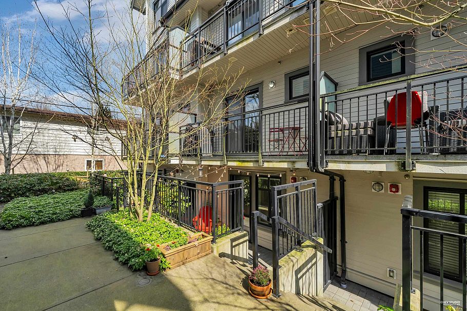 5795 Wales Street Vancouver, BC - 30