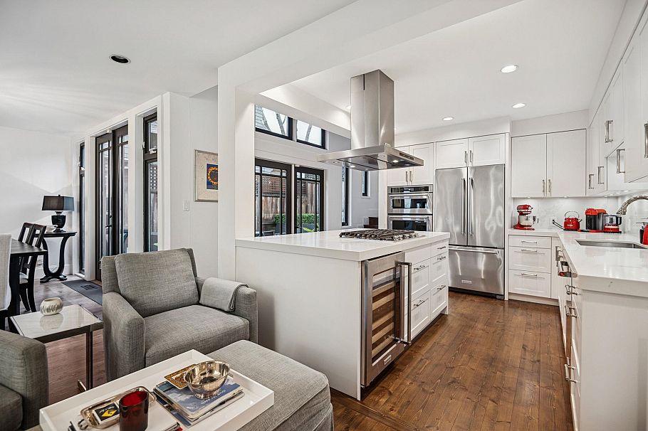 3814 W 11 Avenue Vancouver, BC - 13