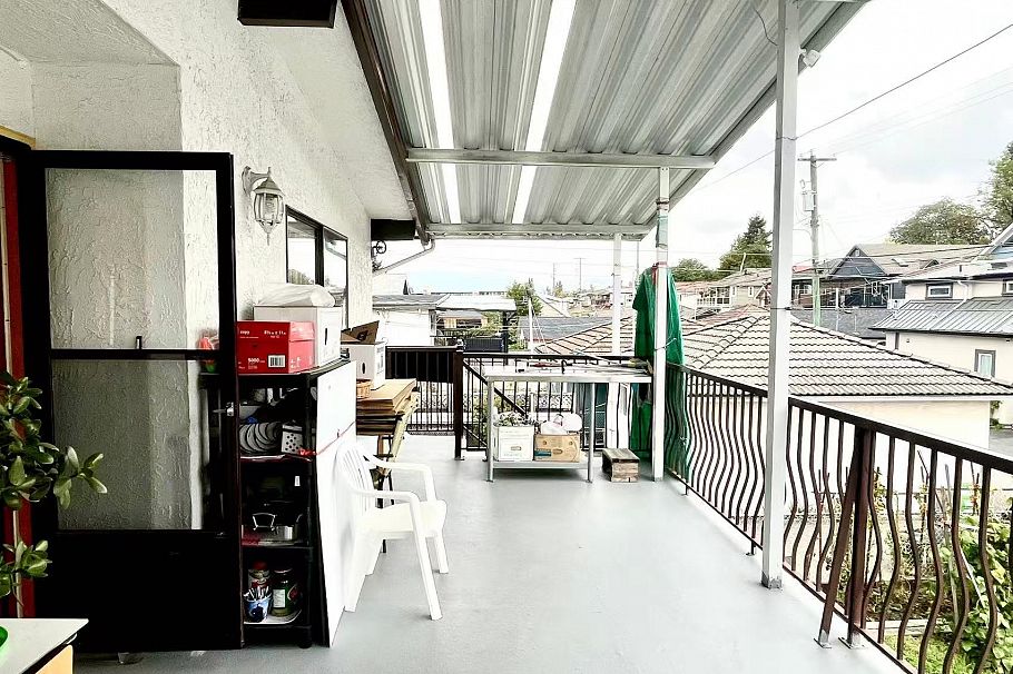 4568 Commercial Street Vancouver, BC - 26