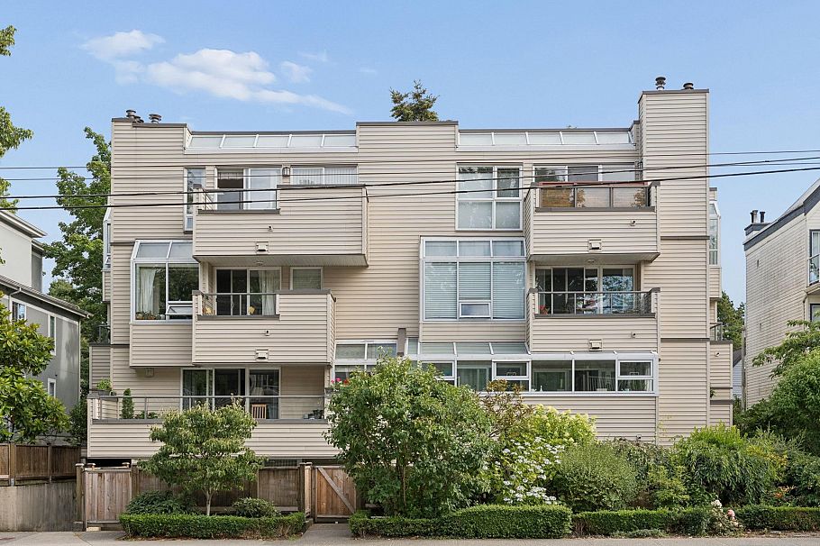 3 3250 W 4th Avenue Vancouver, BC - 32