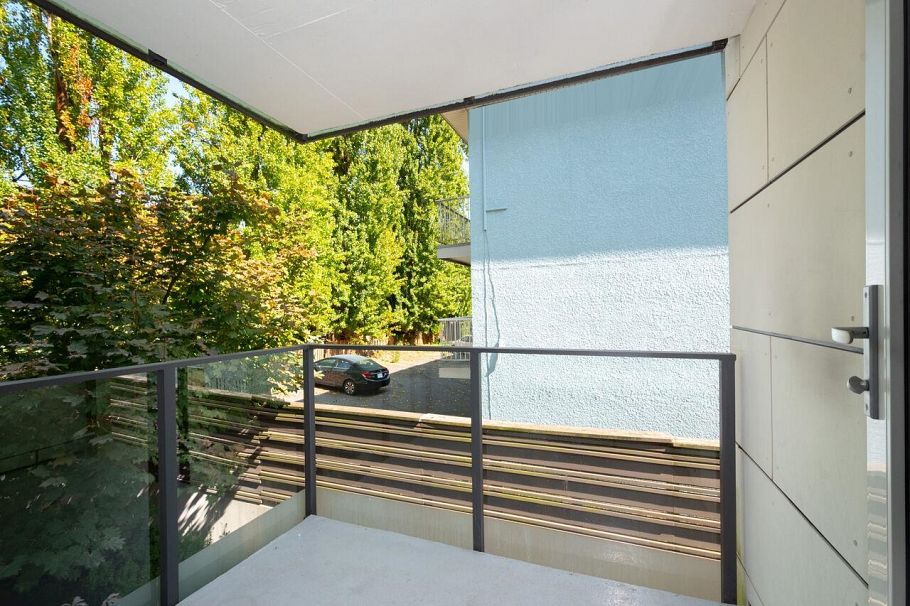 203 2239 W 7th Avenue Vancouver, BC - 32