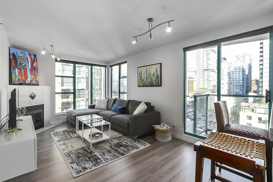 1502 939 Homer Street Vancouver, BC - 1