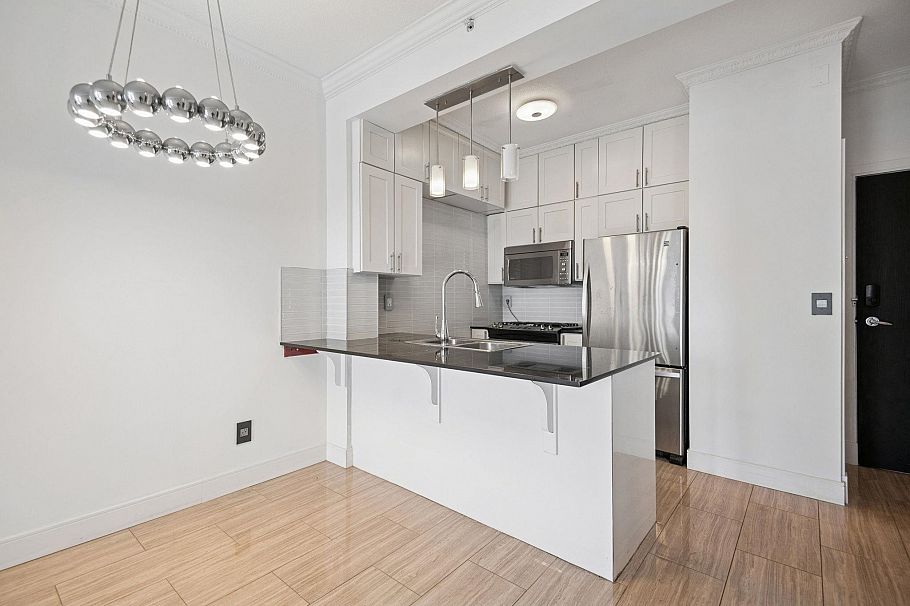 2608 1239 W Georgia Street Vancouver, BC - 5