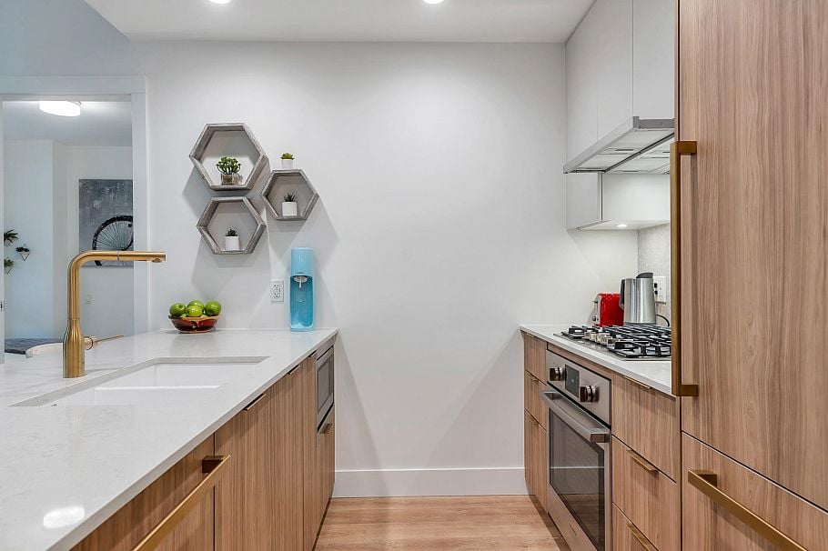 109 2325 Emery Court North Vancouver, BC - 8