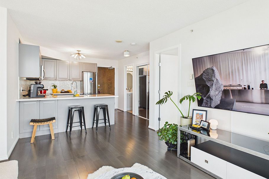 2208 550 Taylor Street Vancouver, BC - 12