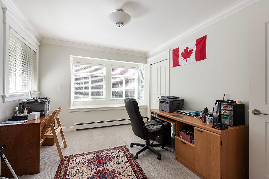 362 E 21st Street North Vancouver, BC - 23
