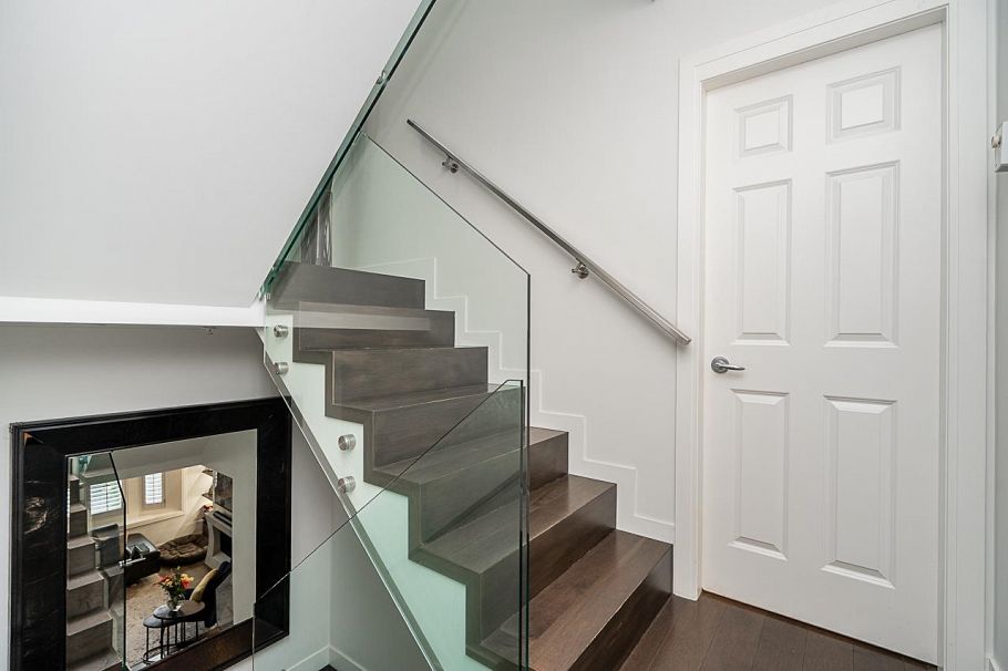 3328 W 7th Avenue Vancouver, BC - 16