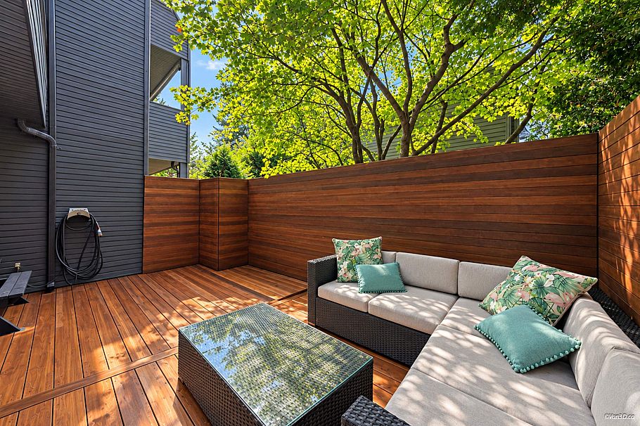 2022 Chesterfield Avenue North Vancouver, BC - 30