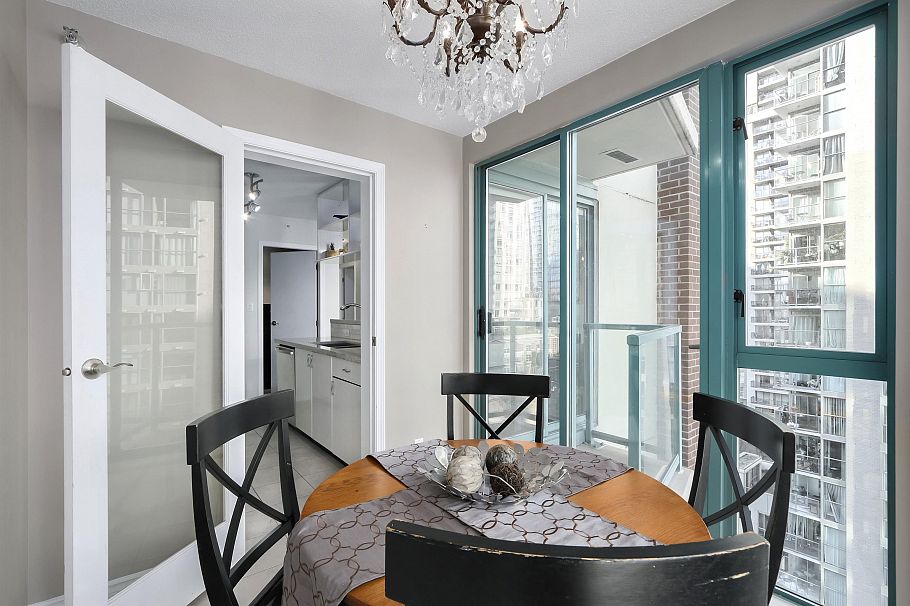 1502 939 Homer Street Vancouver, BC - 10