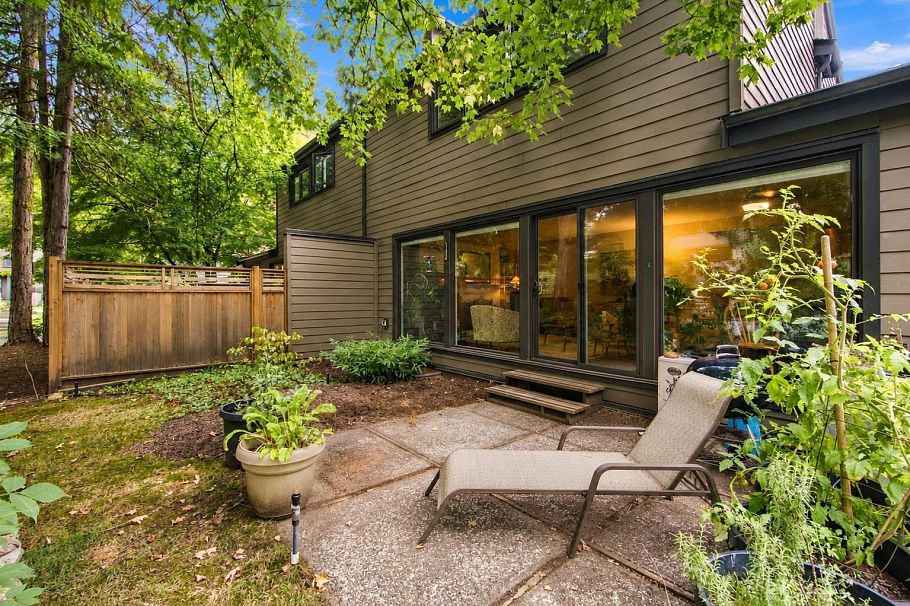 1063 Heritage Boulevard North Vancouver, BC - 19