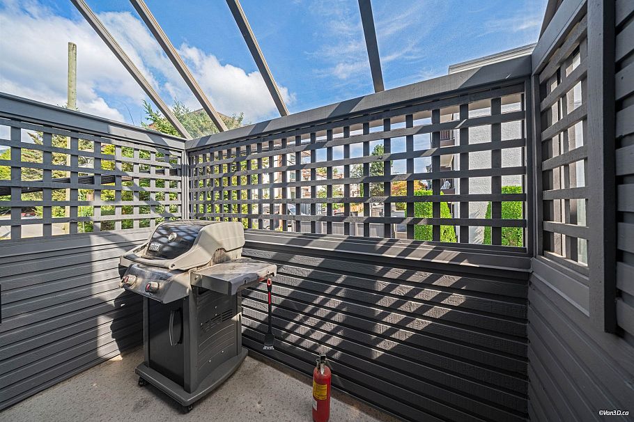 2022 Chesterfield Avenue North Vancouver, BC - 12