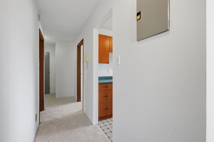 305 275 W 2nd Street North Vancouver, BC - 16