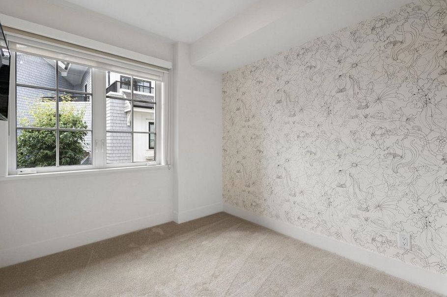 12 1133 Ridgewood Drive North Vancouver, BC - 29