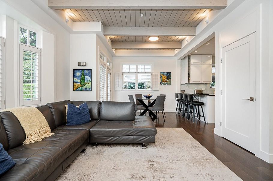 3328 W 7th Avenue Vancouver, BC - 7