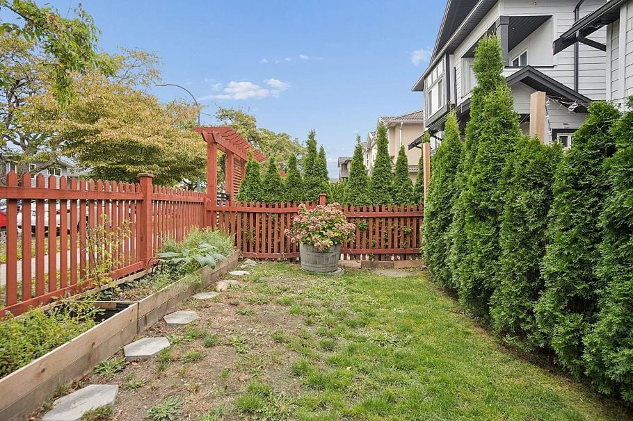 1604 E 36th Avenue Vancouver, BC - 29