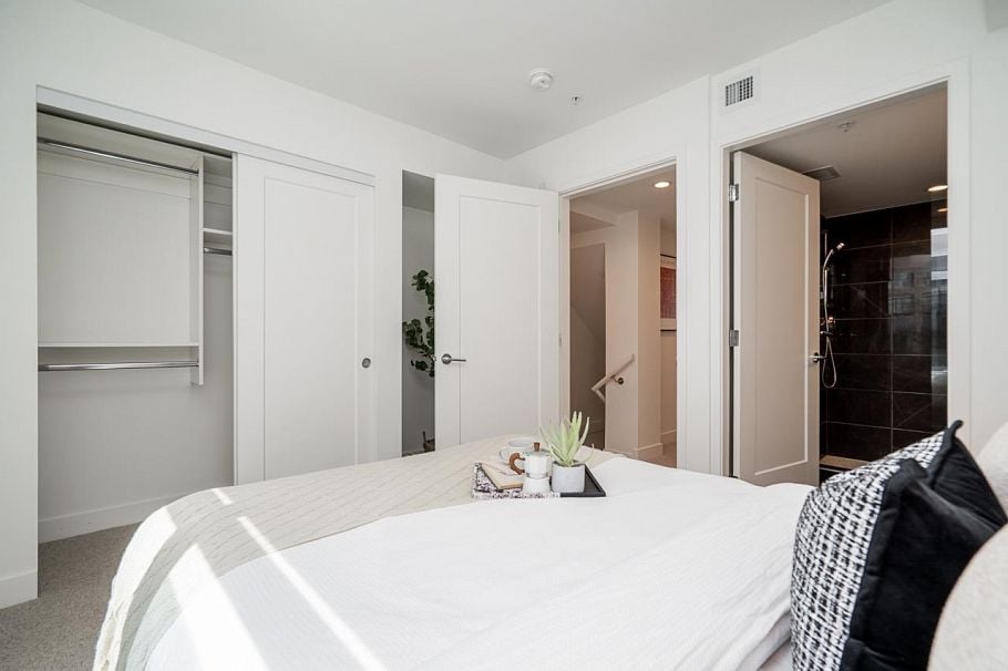 533 W 29th Avenue Vancouver, BC - 13