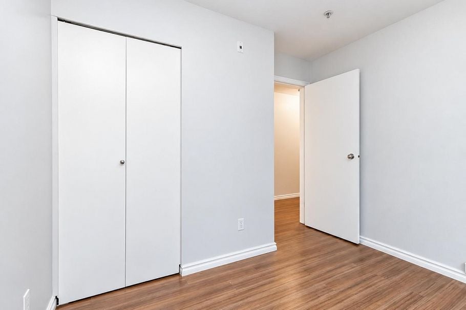 115 1111 Lynn Valley Road North Vancouver, BC - 18